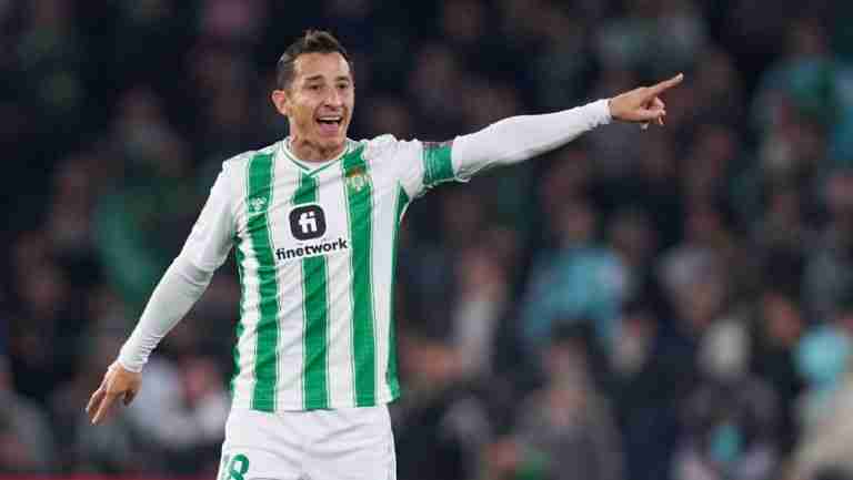 Andrés Guardado es nuevo futbolista del León