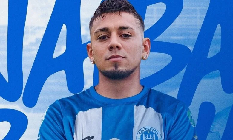 Mayron Flores ficha por el Victoria