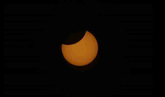 Eclipse solar total cruzará EEUU el 8 de abril: “Pasaremos a la noche en un par de minutos”